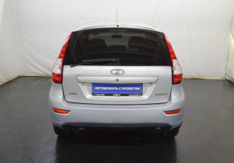 Подержанный автомобиль LADA (ВАЗ) Kalina Hatchback 2013 года (6 фото)