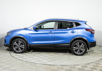 Подержанный автомобиль Nissan Qashqai 2019 года (8 фото)