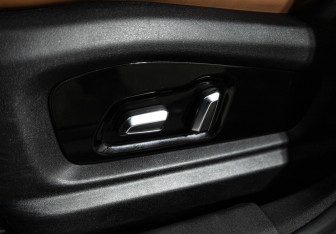 Подержанный автомобиль Omoda C5 2023 года (16 фото)