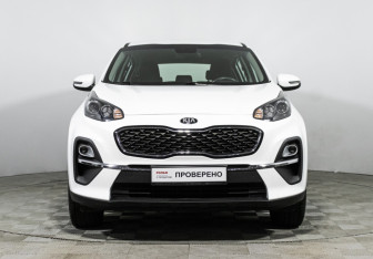 Подержанный автомобиль Kia Sportage 2021 года (2 фото)