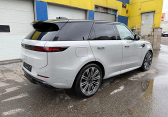 Новый Land Rover Range Rover Sport 2026 (5 фото)