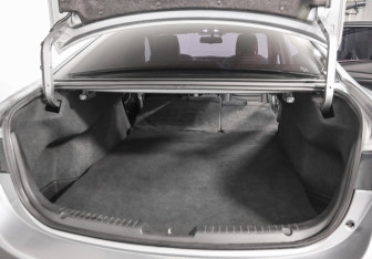 Подержанный автомобиль Mazda 6 Sedan 2013 года (26 фото)