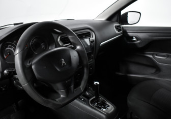 Подержанный автомобиль Peugeot 301 2013 года (9 фото)