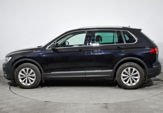 Подержанный автомобиль Volkswagen Tiguan 2018 года (8 фото)