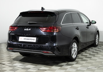 Подержанный автомобиль Kia Ceed Wagon 2022 года (5 фото)