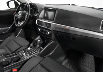 Подержанный автомобиль Mazda CX-5 2017 года (14 фото)
