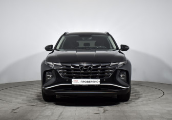 Подержанный автомобиль Hyundai Tucson 2021 года (2 фото)