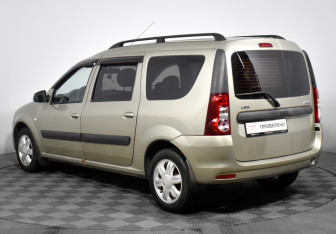 Подержанный автомобиль LADA (ВАЗ) Largus Wagon 2014 года (7 фото)