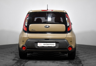 Подержанный автомобиль Kia Soul 2014 года (6 фото)