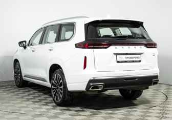 Подержанный автомобиль Exeed VX 2023 года (7 фото)