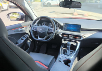 Подержанный автомобиль Kaiyi E5 2023 года (12 фото)