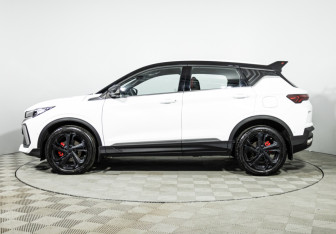 Подержанный автомобиль Geely Coolray 2024 года (8 фото)