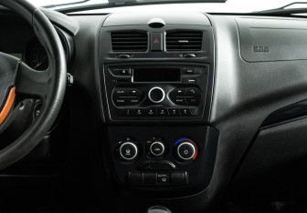 Подержанный автомобиль LADA (ВАЗ) Kalina Wagon 2016 года (13 фото)