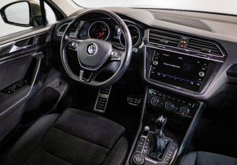 Подержанный автомобиль Volkswagen Tiguan 2020 года (8 фото)