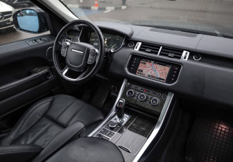 Подержанный автомобиль Land Rover Range Rover Sport 2016 года (11 фото)