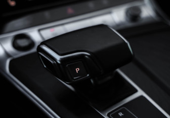 Подержанный автомобиль Audi A6 Sedan 2021 года (21 фото)