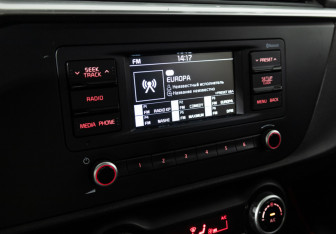 Подержанный автомобиль Kia Rio Hatchback 2020 года (17 фото)