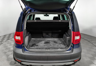 Подержанный автомобиль Skoda Yeti 2010 года (18 фото)
