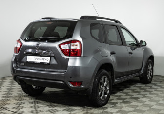 Подержанный автомобиль Nissan Terrano 2018 года (5 фото)