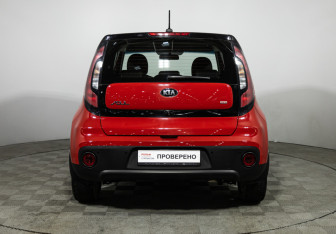 Подержанный автомобиль Kia Soul 2019 года (6 фото)