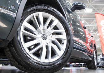 Подержанный автомобиль Volkswagen Touareg 2019 года (4 фото)