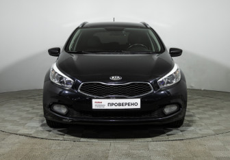 Подержанный автомобиль Kia Ceed Wagon 2013 года (2 фото)