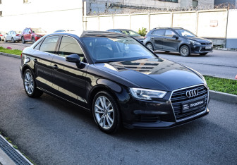 Подержанный автомобиль Audi A3 Sedan 2017 года (4 фото)