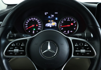 Подержанный автомобиль Mercedes-Benz GLC Coupe 2021 года (17 фото)