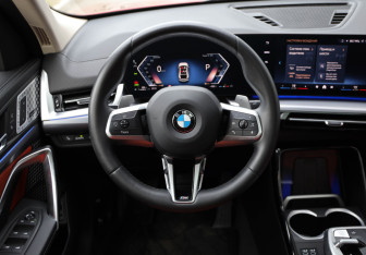 Подержанный автомобиль BMW X2 2024 года (10 фото)