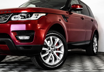Подержанный автомобиль Land Rover Range Rover Sport 2013 года (2 фото)