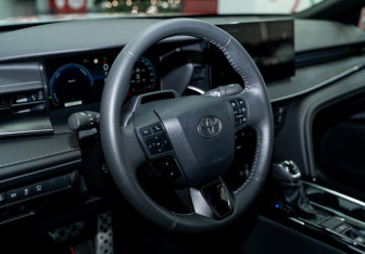 Новый Toyota Camry Sedan 2025 (14 фото)