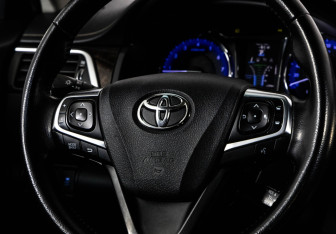 Подержанный автомобиль Toyota Camry Sedan 2015 года (13 фото)