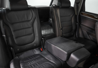 Подержанный автомобиль Volkswagen Touareg 2015 года (27 фото)