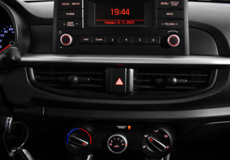 Подержанный автомобиль Kia Picanto 2018 года (15 фото)