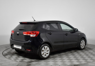 Подержанный автомобиль Kia Rio Hatchback 2016 года (5 фото)
