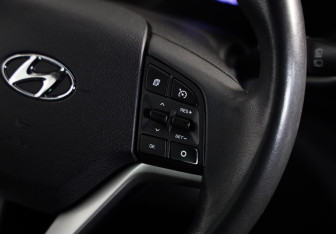 Подержанный автомобиль Hyundai Tucson 2019 года (11 фото)