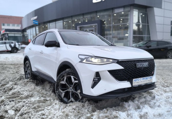 Подержанный автомобиль Haval F7x 2022 года (3 фото)