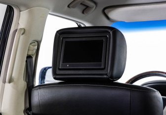 Подержанный автомобиль Infiniti QX80 2016 года (31 фото)