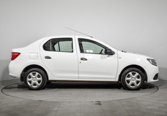 Подержанный автомобиль Renault Logan Sedan 2018 года (4 фото)