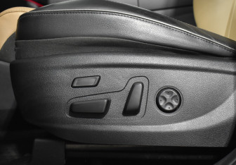 Подержанный автомобиль Hyundai Santa Fe 2021 года (21 фото)