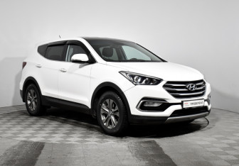 Подержанный автомобиль Hyundai Santa Fe 2015 года (3 фото)