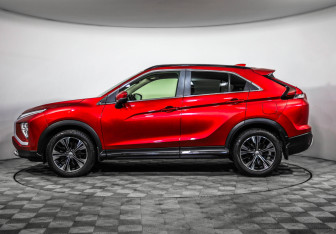 Подержанный автомобиль Mitsubishi Eclipse Cross 2021 года (8 фото)