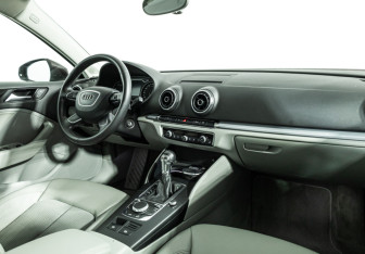 Подержанный автомобиль Audi A3 Sedan 2014 года (9 фото)