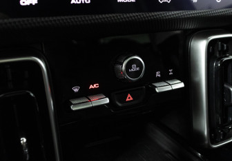 Подержанный автомобиль Haval Dargo 2023 года (20 фото)