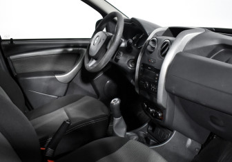 Подержанный автомобиль Renault Duster 2018 года (13 фото)