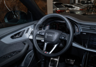 Новый Audi Q8 2025 (14 фото)