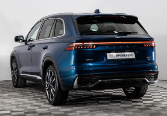 Подержанный автомобиль Geely Monjaro 2023 года (8 фото)