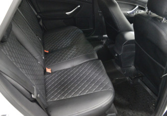Подержанный автомобиль Ford Mondeo Sedan 2014 года (13 фото)