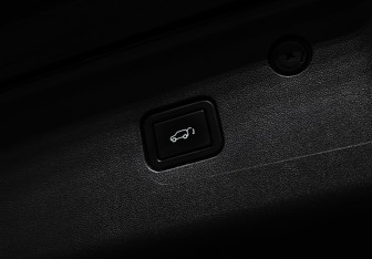 Подержанный автомобиль Changan UNI-K 2023 года (26 фото)