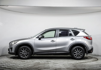 Подержанный автомобиль Mazda CX-5 2012 года (8 фото)